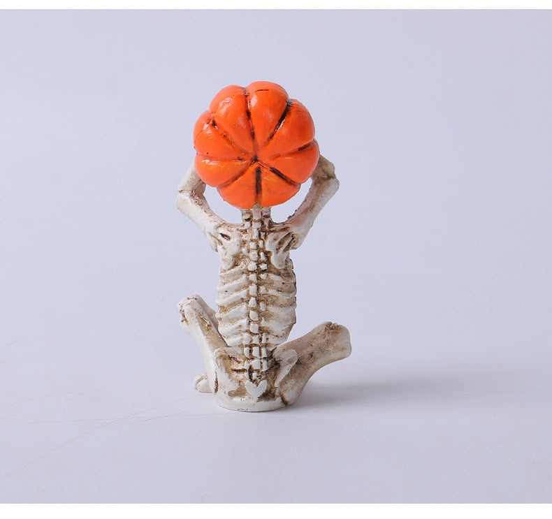 🎃💀 Haunted Visage – Pumpkin Skull Doll Ornament 🕸️